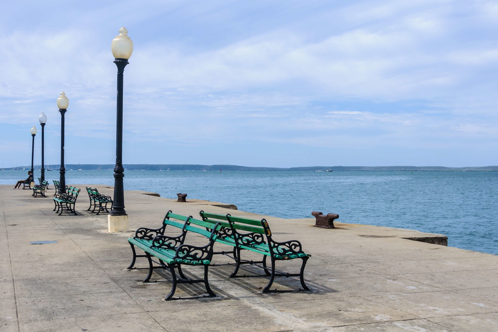 cienfuegos-banc-bord-de-mer-cuba