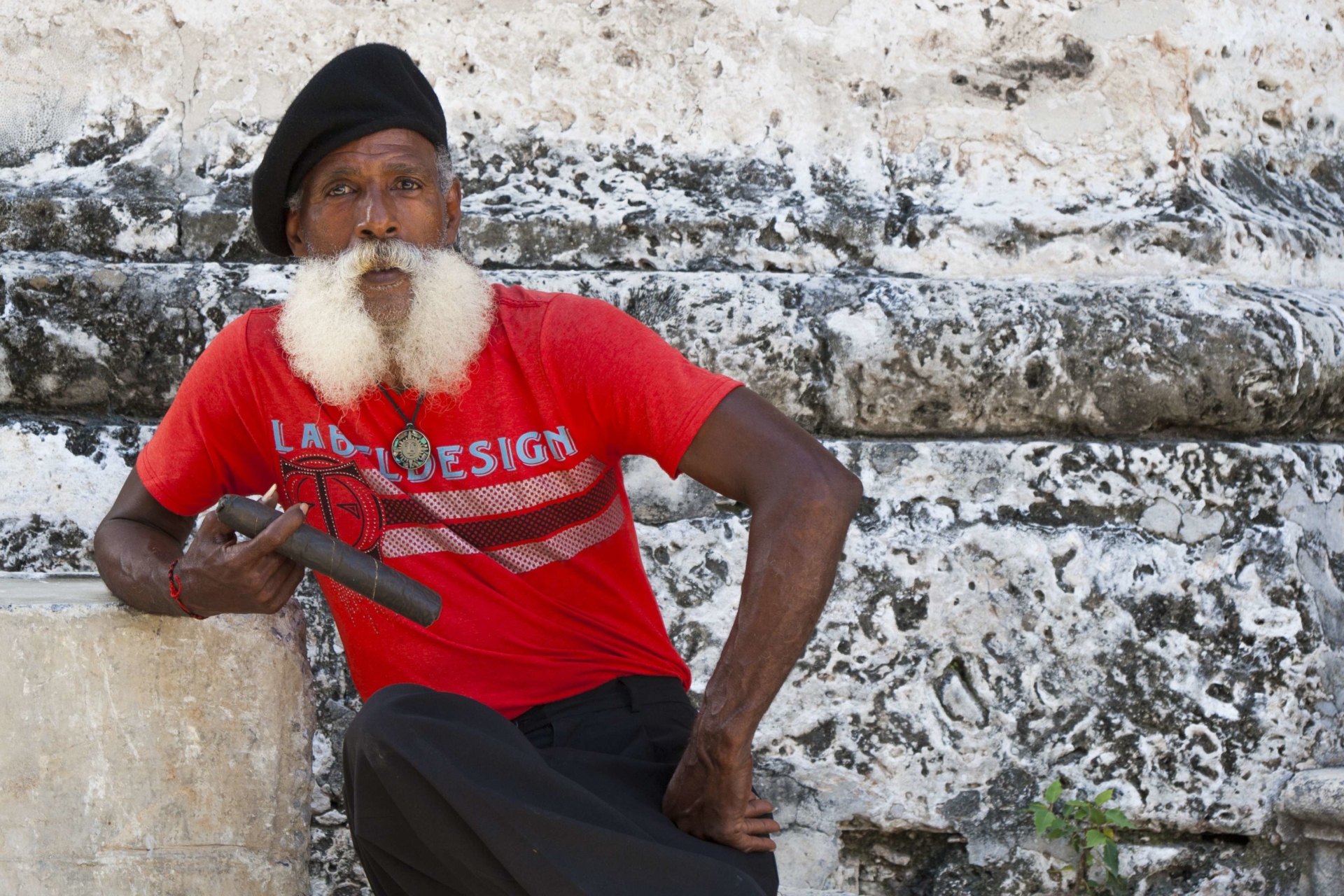 cubain-barbu-cigare