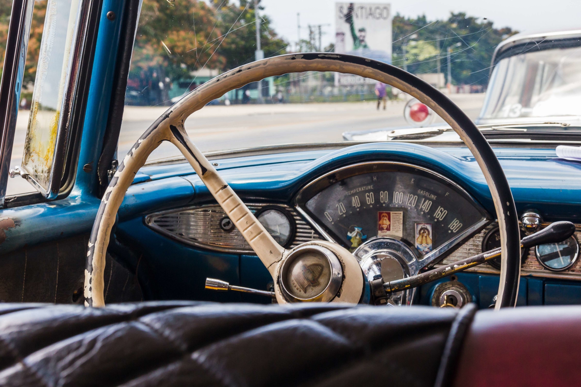 interieur-voiture-americaine-cuba