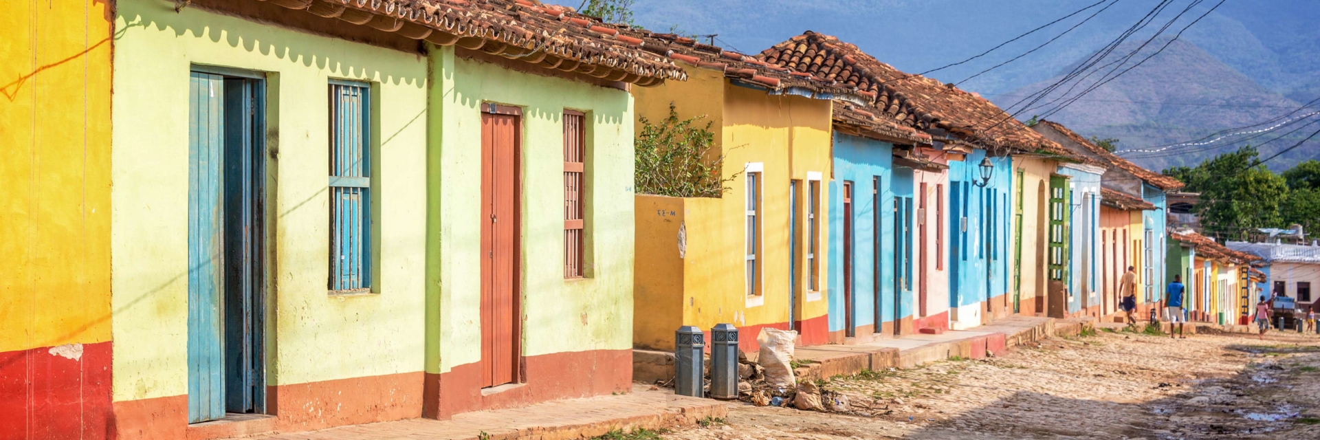 trinidad-ruelle-maisons-colorees